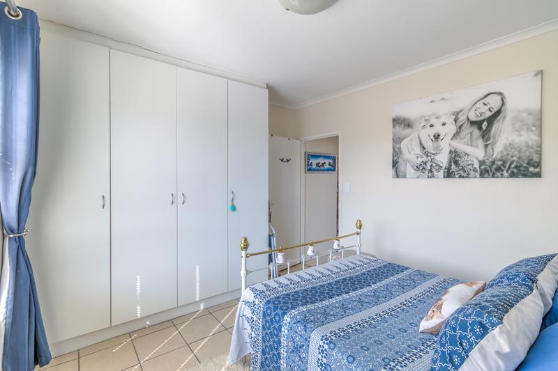 2 Bedroom Property for Sale in Somerset West Western Cape
